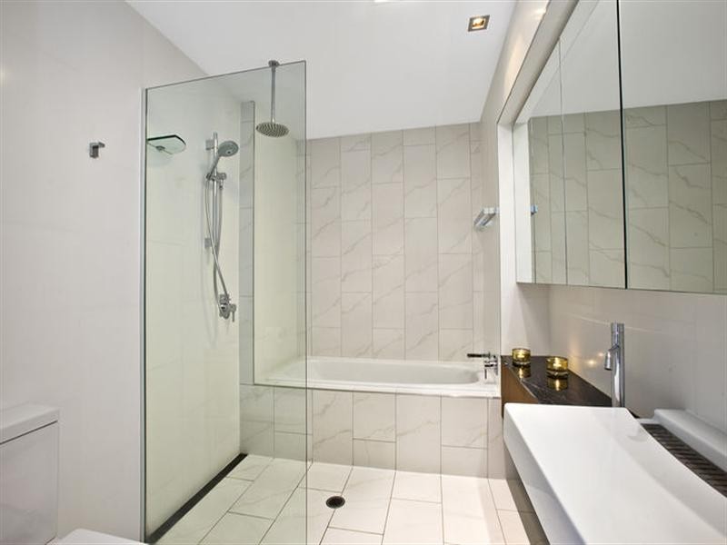 78 Bromley Street, Kangaroo Point QLD 4169