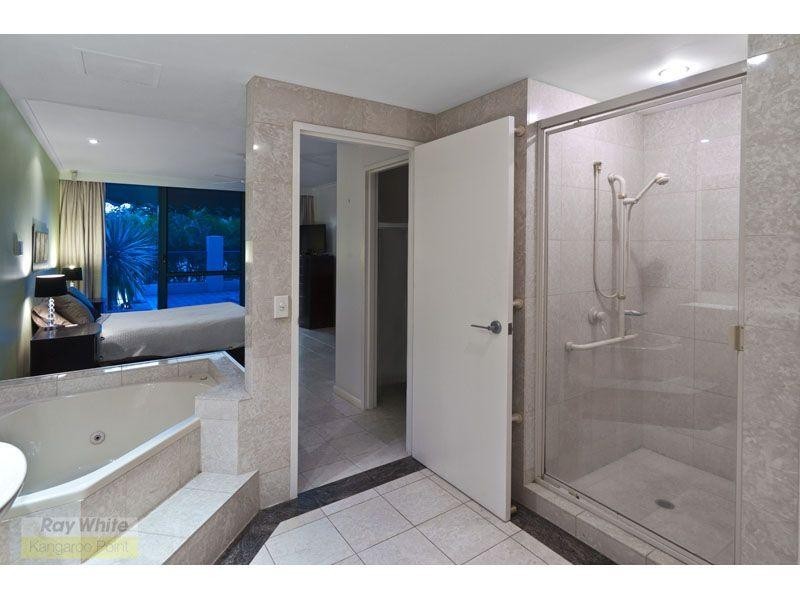 3/2 Goodwin Street, Kangaroo Point QLD 4169