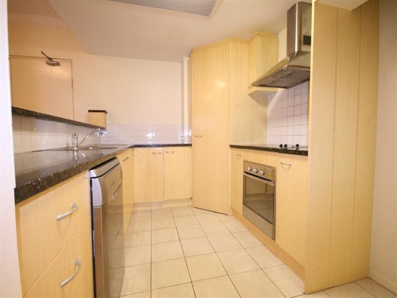 165 Main Street, Kangaroo Point QLD 4169