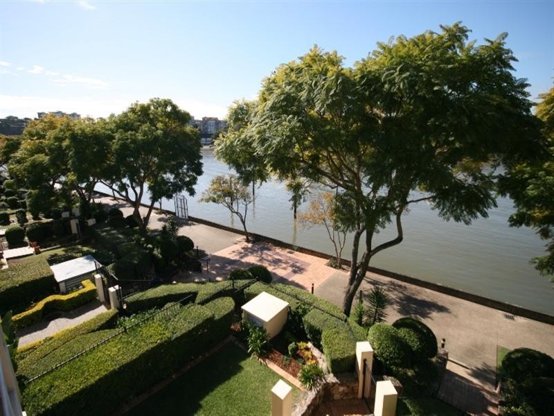 50 Rotherham Street, Kangaroo Point QLD 4169