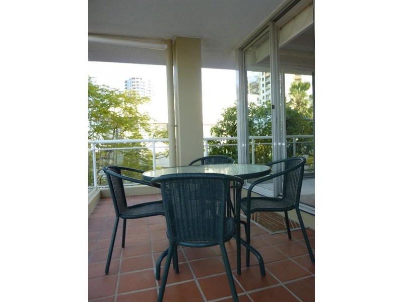 56 Wharf Street, Kangaroo Point QLD 4169