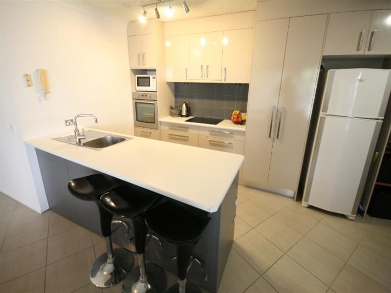 123 Main Street, Kangaroo Point QLD 4169