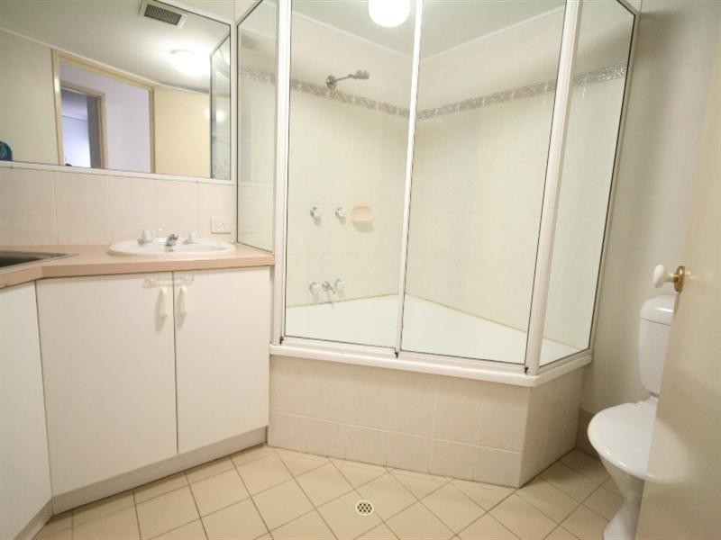 123 Main Street, Kangaroo Point QLD 4169