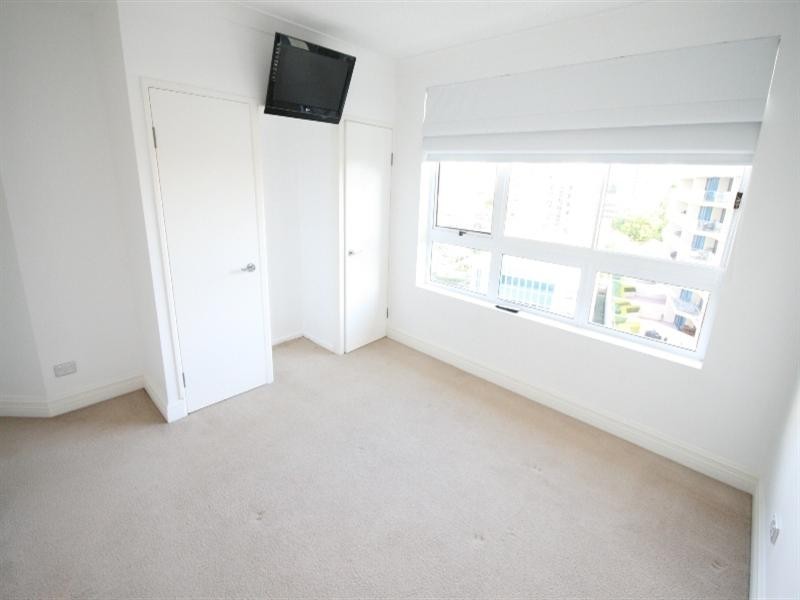 1 Goodwin Street, Kangaroo Point QLD 4169