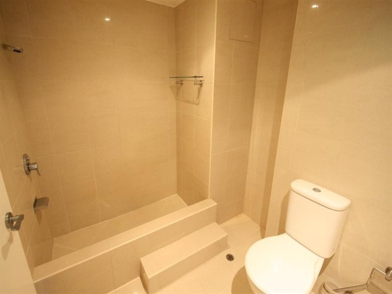 1 Goodwin Street, Kangaroo Point QLD 4169