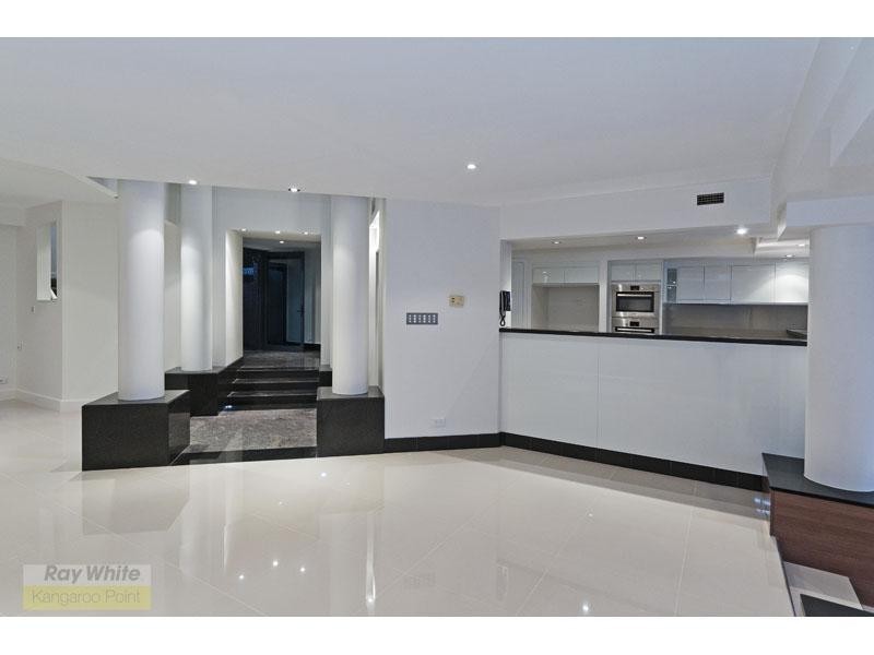 1/42 Ferry Street, Kangaroo Point QLD 4169