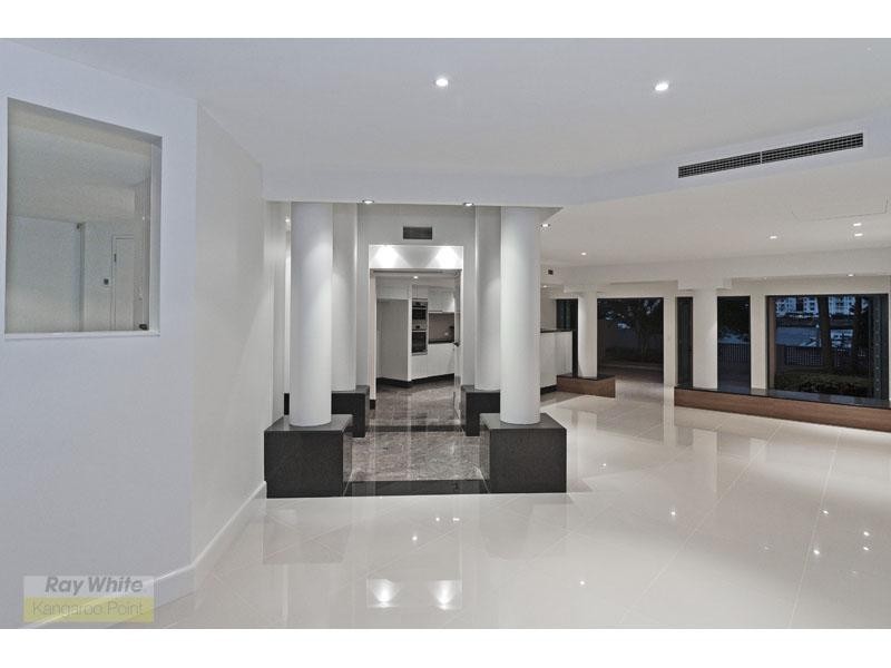 1/42 Ferry Street, Kangaroo Point QLD 4169