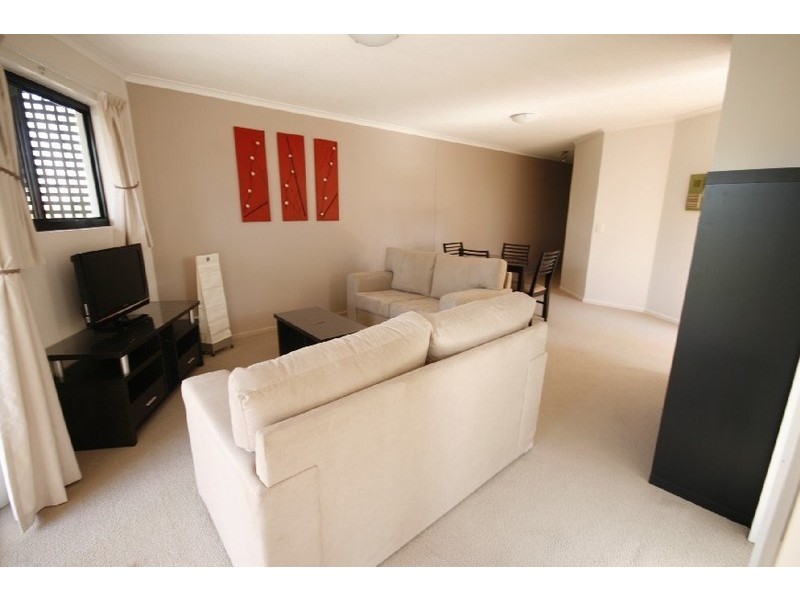 75 Thorn Street, Kangaroo Point QLD 4169