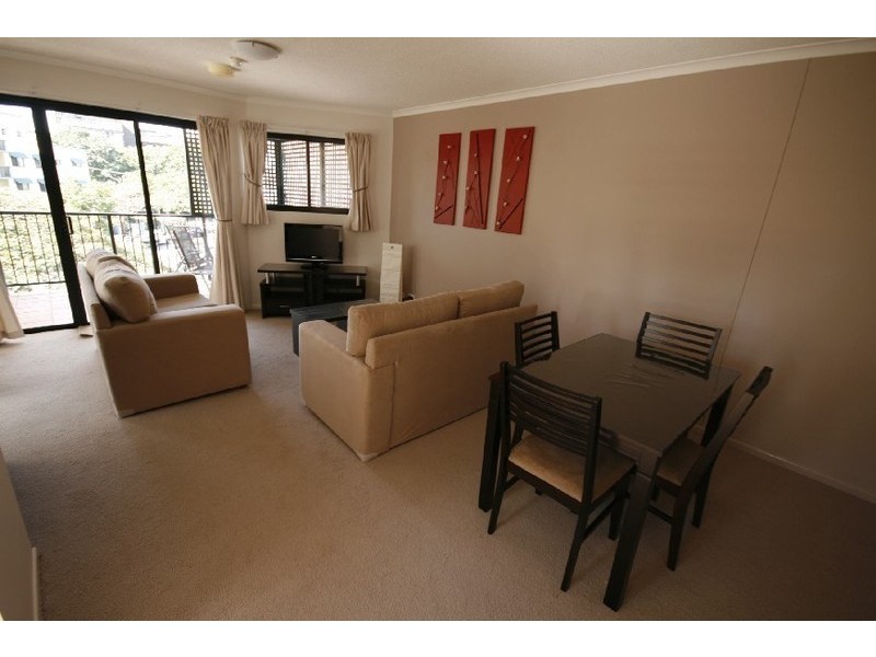 75 Thorn Street, Kangaroo Point QLD 4169