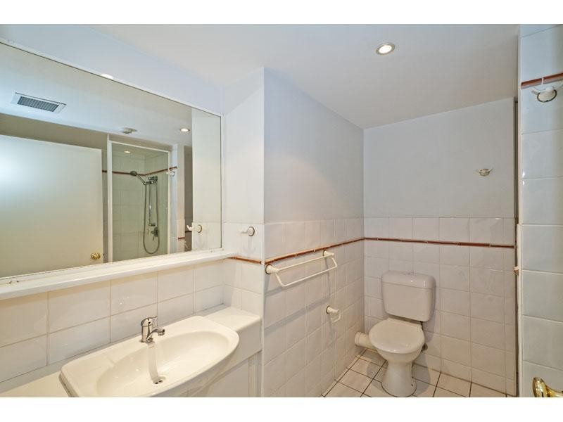 10 Goodwin Street, Kangaroo Point QLD 4169