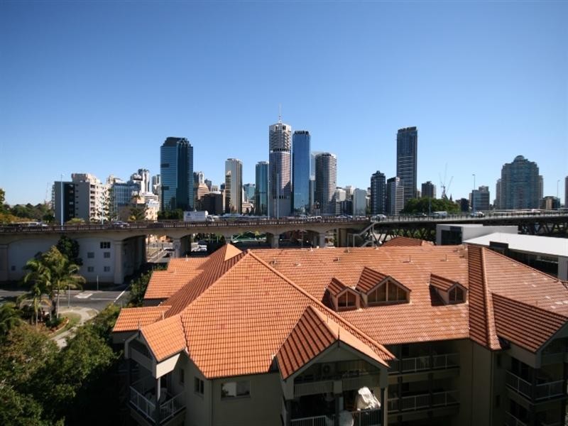 55 Baildon Street, Kangaroo Point QLD 4169