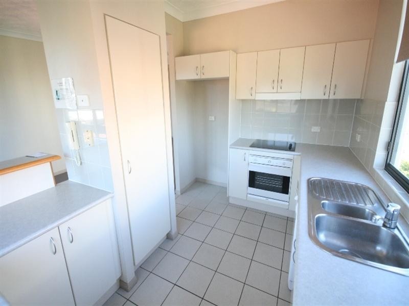 55 Baildon Street, Kangaroo Point QLD 4169