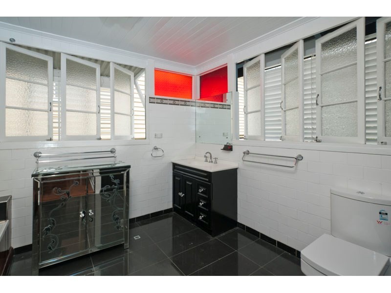 20 Tarana Street, Camp Hill QLD 4152