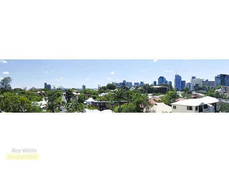 24 Rawlins Street, Kangaroo Point QLD 4169