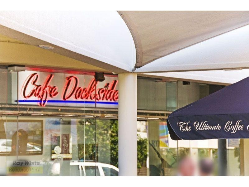 24 Rawlins Street, Kangaroo Point QLD 4169