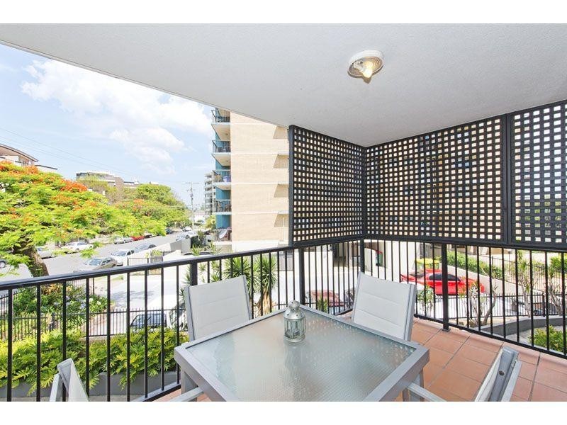 75 Thorn Street, Kangaroo Point QLD 4169