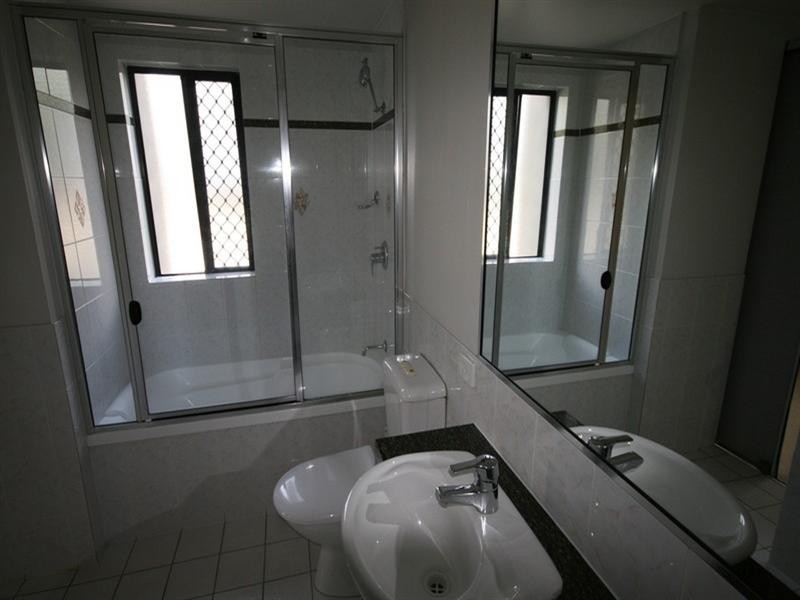 40 Bell Street, Kangaroo Point QLD 4169