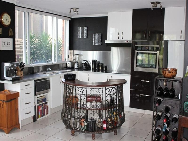 19 Ellis Street, Kangaroo Point QLD 4169