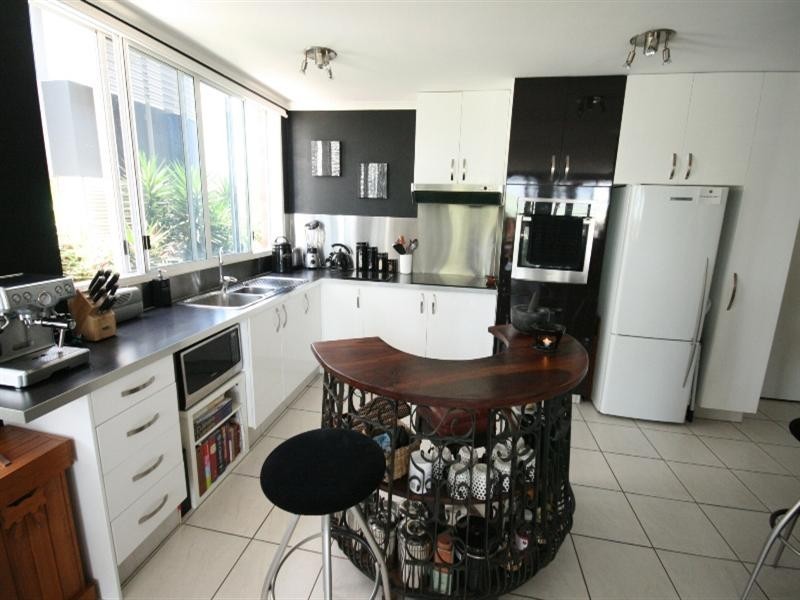 19 Ellis Street, Kangaroo Point QLD 4169