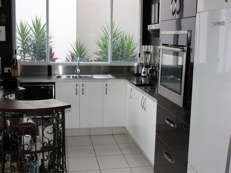 19 Ellis Street, Kangaroo Point QLD 4169