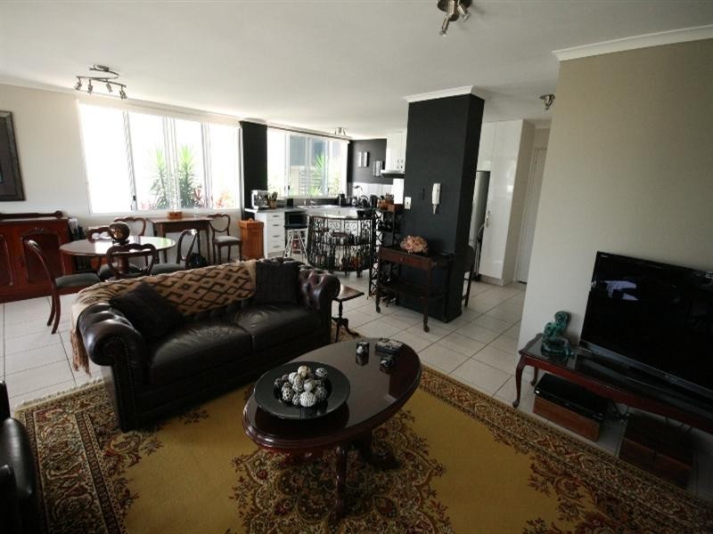 19 Ellis Street, Kangaroo Point QLD 4169