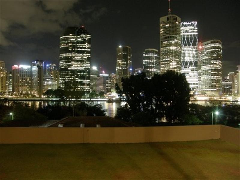 245 Main Street, Kangaroo Point QLD 4169