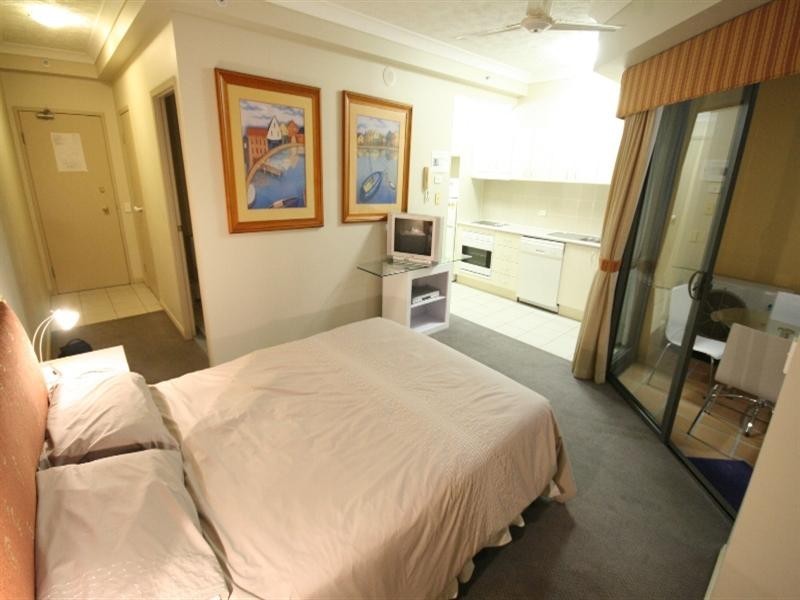 5037/55 Baildon Street, Kangaroo Point QLD 4169