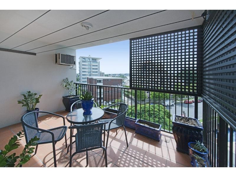 20/75 Thorn Street, Kangaroo Point QLD 4169