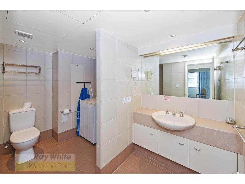 1211/44 Ferry Street, Kangaroo Point QLD 4169