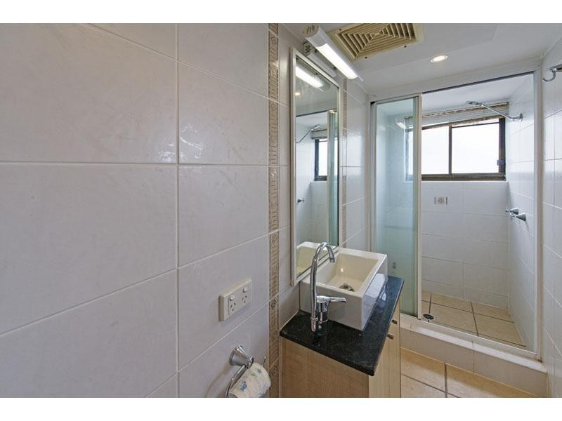 89 Thorn Street, Kangaroo Point QLD 4169