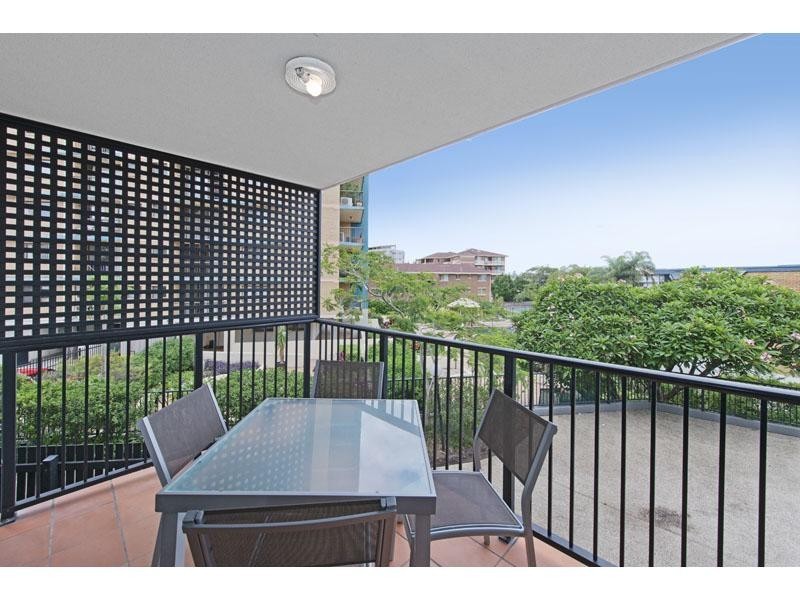7/75 Thorn Street, Kangaroo Point QLD 4169
