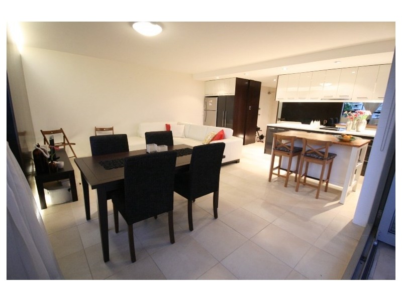 83 O’Connell Street, Kangaroo Point QLD 4169