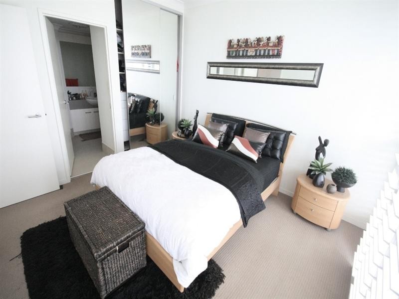 716/35 Ferry Street, Kangaroo Point QLD 4169