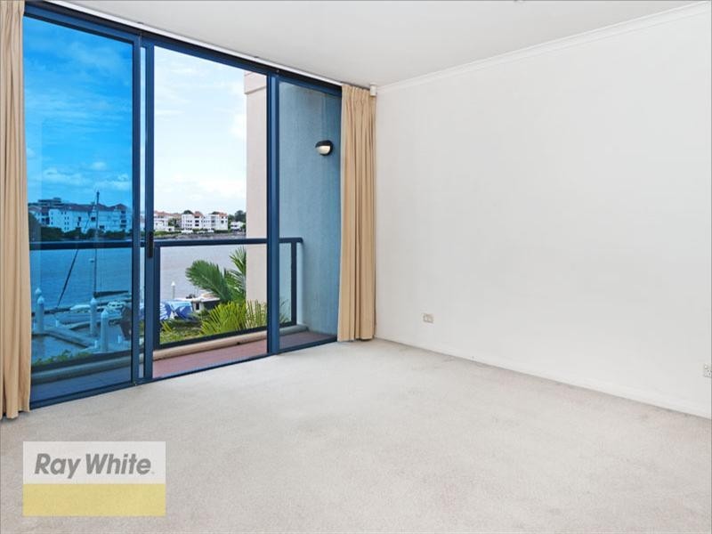 Villa 10/2 Goodwin Street, Kangaroo Point QLD 4169