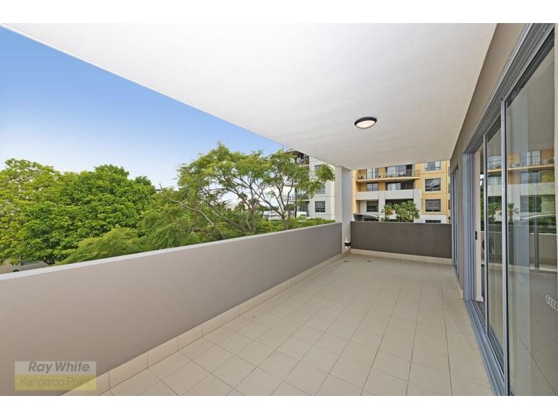 50 Baildon Street, Kangaroo Point QLD 4169