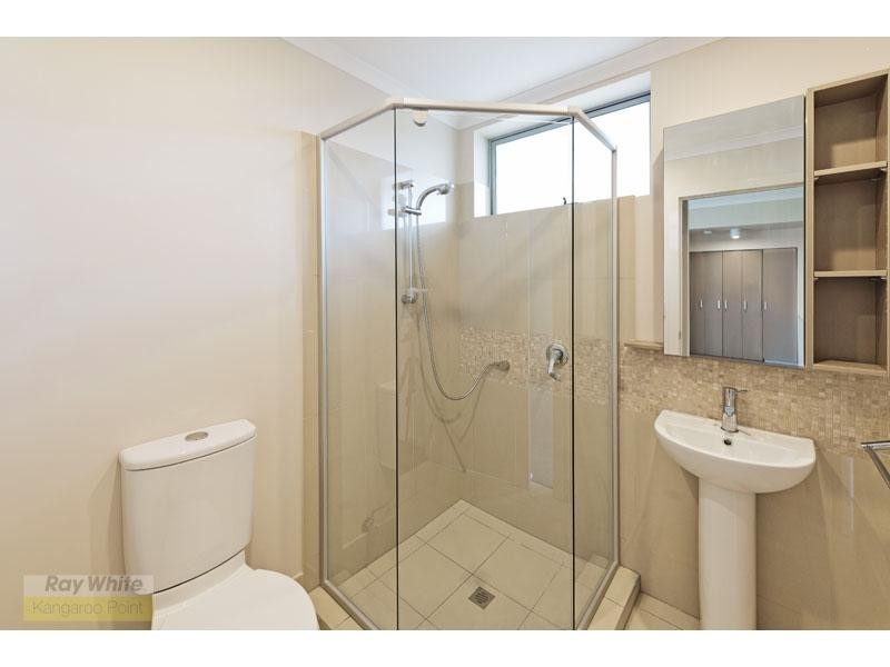 50 Baildon Street, Kangaroo Point QLD 4169