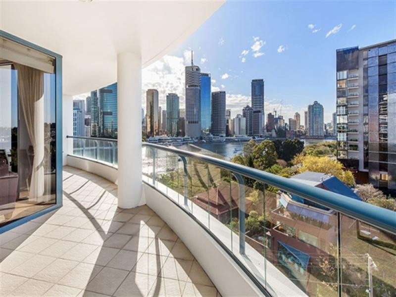 321 Main Street, Kangaroo Point QLD 4169