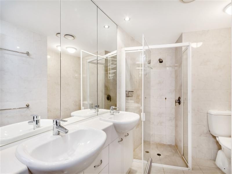 321 Main Street, Kangaroo Point QLD 4169