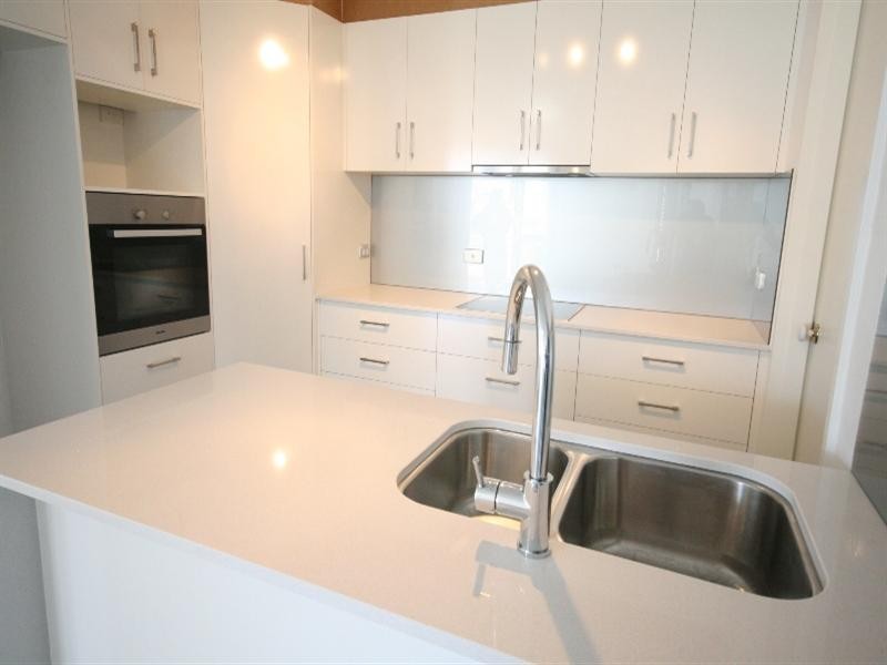 2 Bright Street, Kangaroo Point QLD 4169