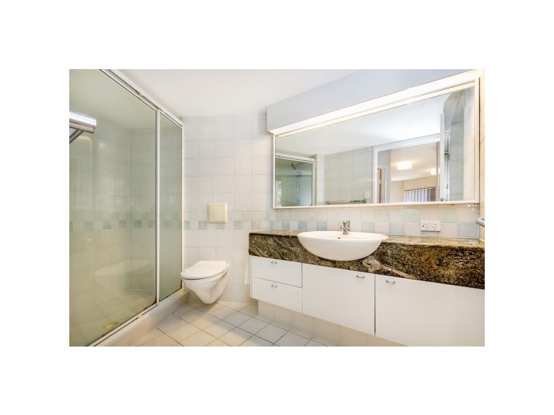 16 Bright Street, Kangaroo Point QLD 4169