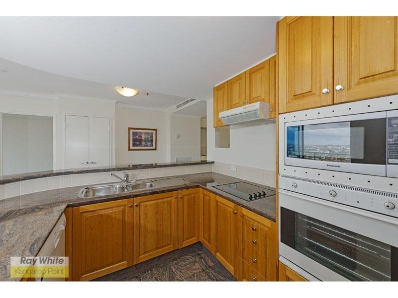 91/2 Goodwin Street, Kangaroo Point QLD 4169