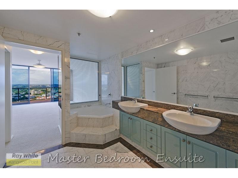 91/2 Goodwin Street, Kangaroo Point QLD 4169