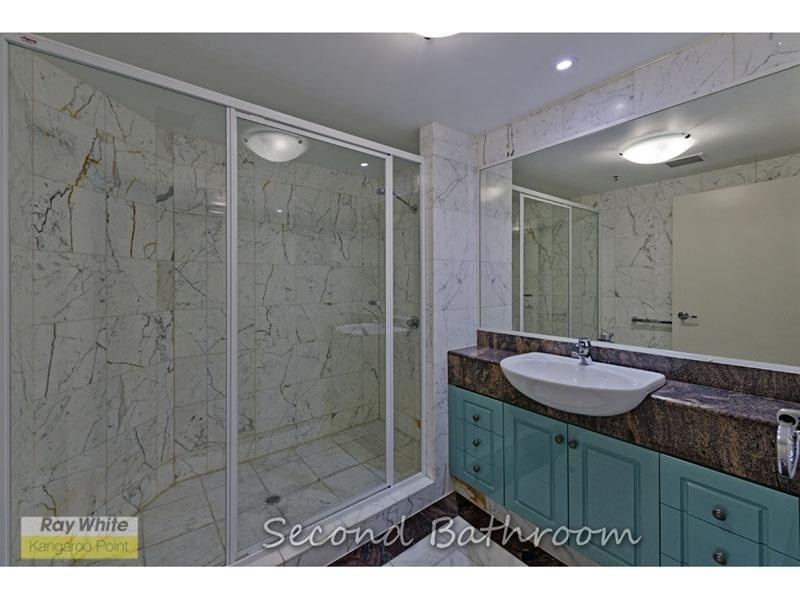 91/2 Goodwin Street, Kangaroo Point QLD 4169