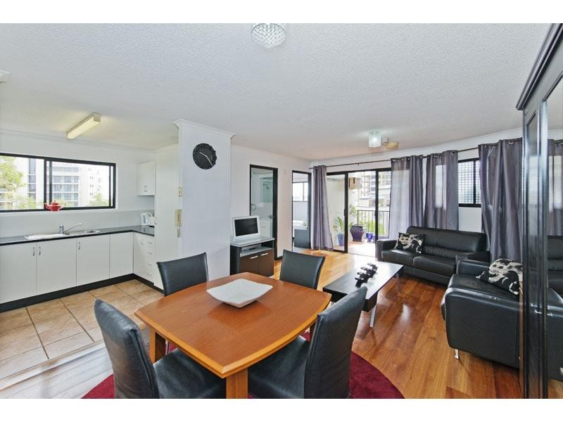 75 Thorn Street, Kangaroo Point QLD 4169