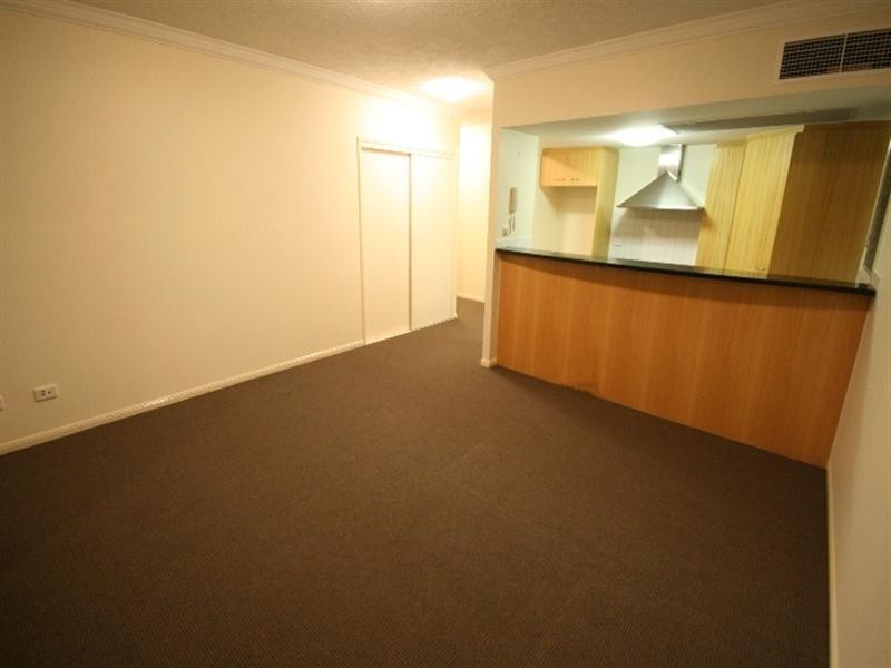 36 MacDonald Street, Kangaroo Point QLD 4169