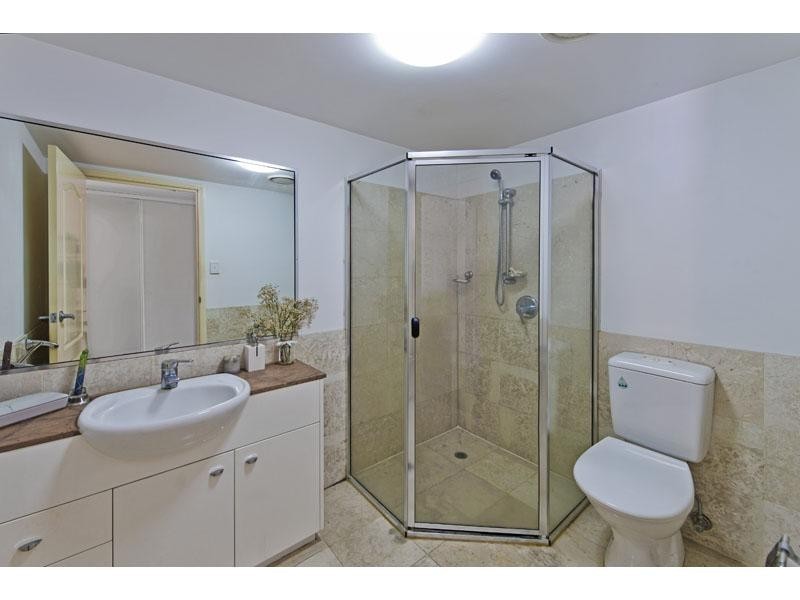 36 MacDonald Street, Kangaroo Point QLD 4169