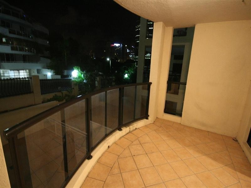 36 MacDonald Street, Kangaroo Point QLD 4169