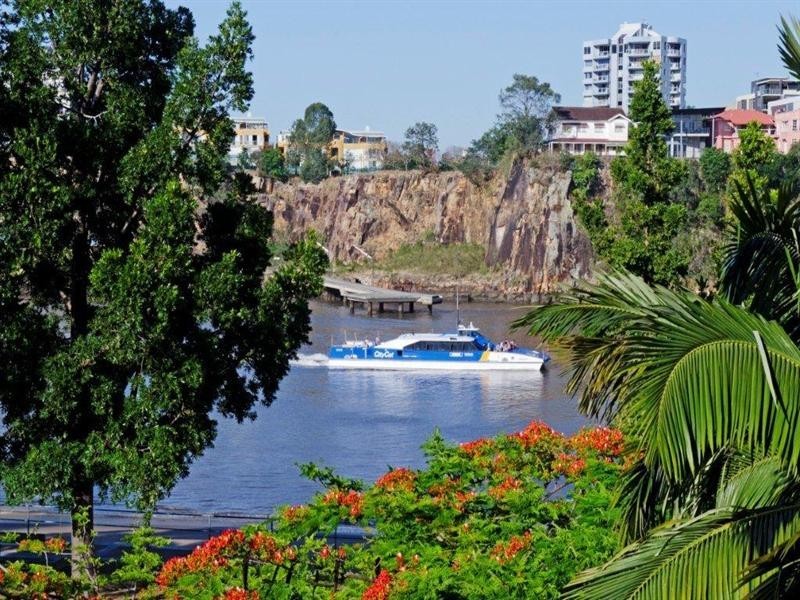 25 Anderson Street, Kangaroo Point QLD 4169