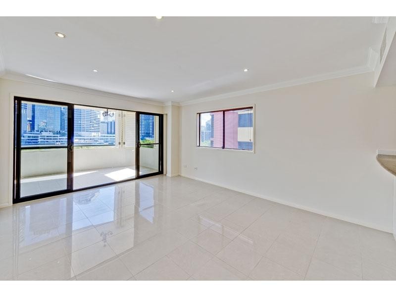 36 MacDonald Street, Kangaroo Point QLD 4169