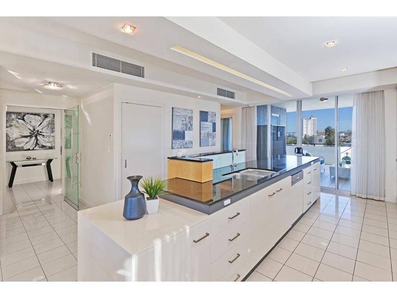 43/98 Thorn Street, Kangaroo Point QLD 4169